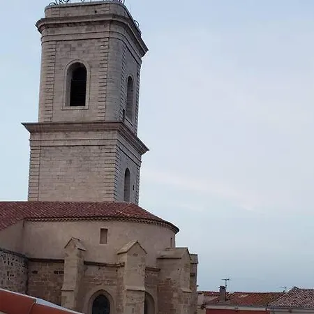 Casa de Férias Maison Vigneronne De Caractere Du Xix Plein Centre Marseillan (Herault)