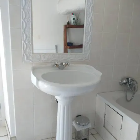 Maison Vigneronne De Caractere Du Xix Plein Centre * Marseillan (Herault)